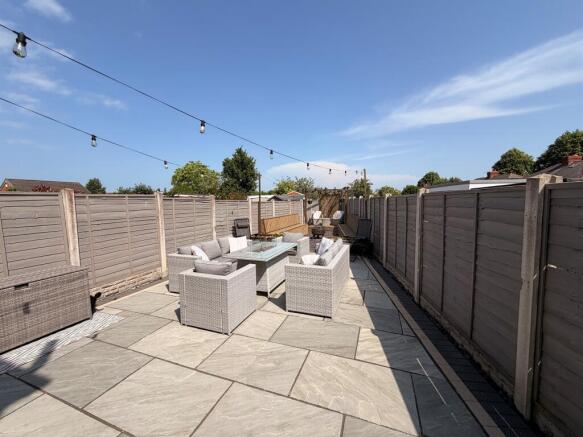 2 bed Semi-Detached for sale Image 11