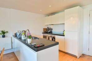 Flat 1, 21a, Rothsay Street, London SE1 4BF