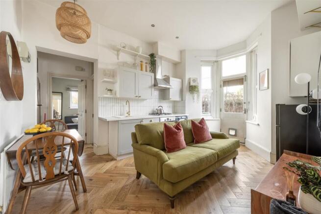 Handsworth Avenue, E4