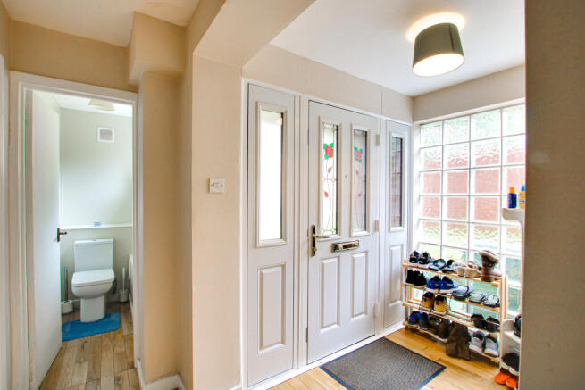 Entrance & Cloakroom