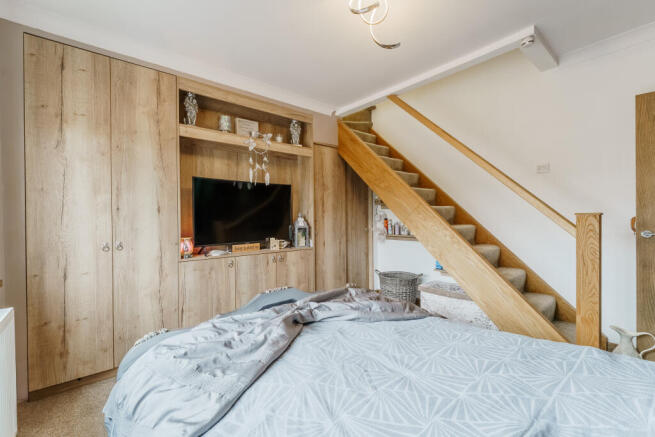 4 bed Semi-Detached for sale Image 12