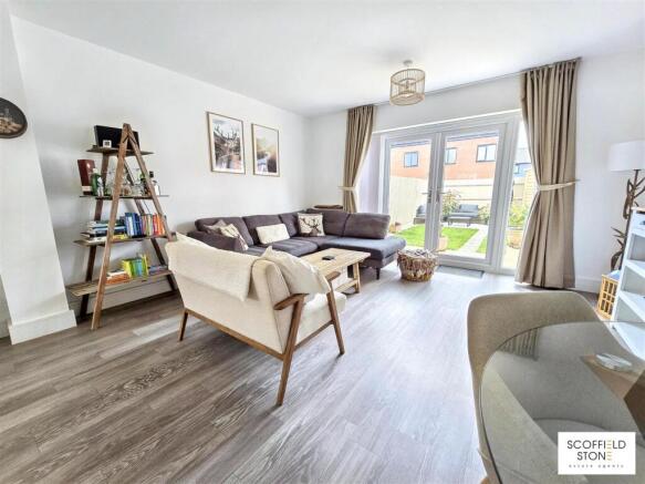 Errwood Close, Hilton, Derby photo 2