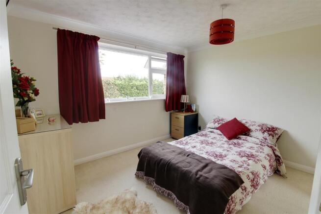 Bedroom 2.jpg