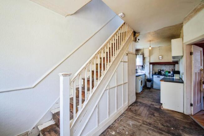 3 bed Semi-Detached for sale Image 8