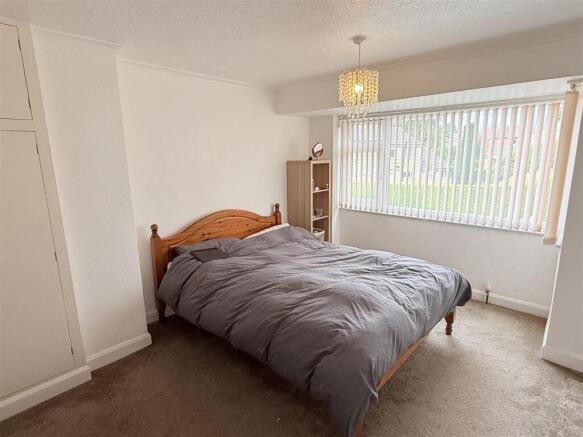 3 bed Semi-Detached for sale Image 10