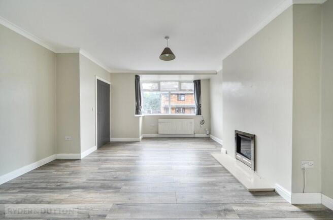 3 bed Semi-Detached for sale Image 6