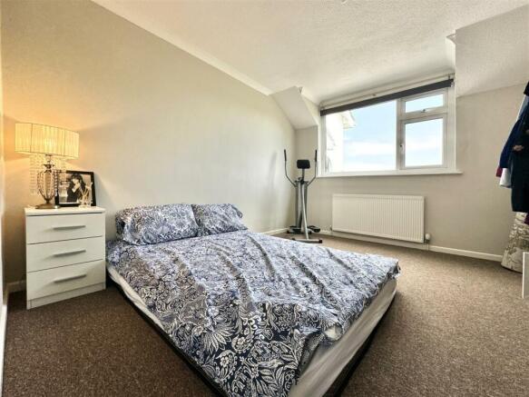 Bedroom 2.jpg