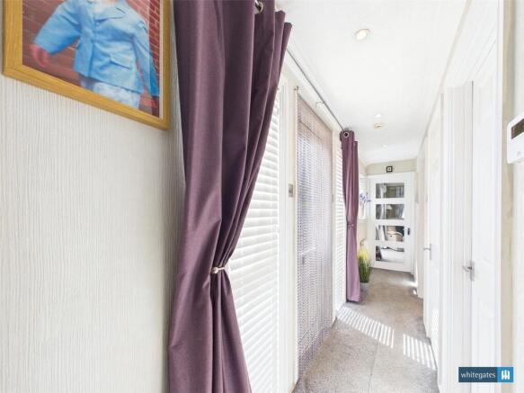2 bed Retirement Property for sale Image 5