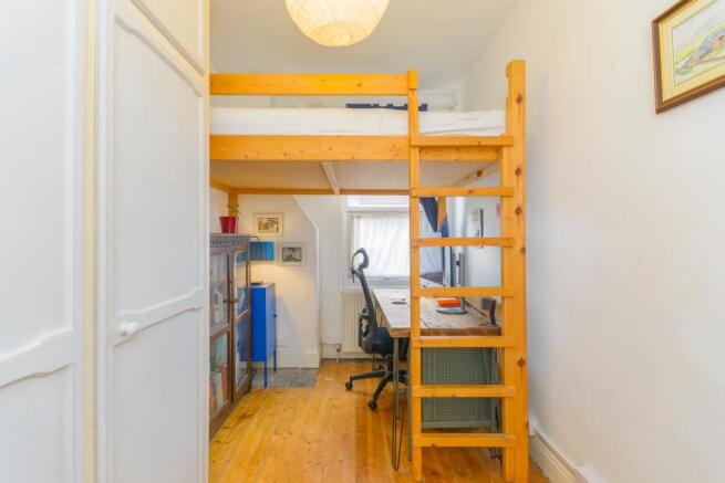 DAORNEDWOB62 - Bedroom B.jpg