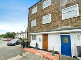 61, The Hornbeams, Harlow CM20 1PQ