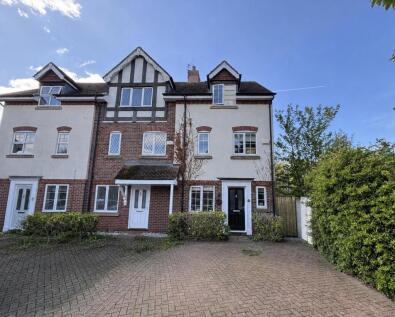 Arderne Place, Alderley Edge