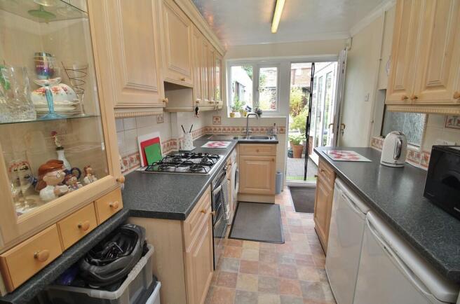 Billy Lawn Avenue, Leigh Park photo 4