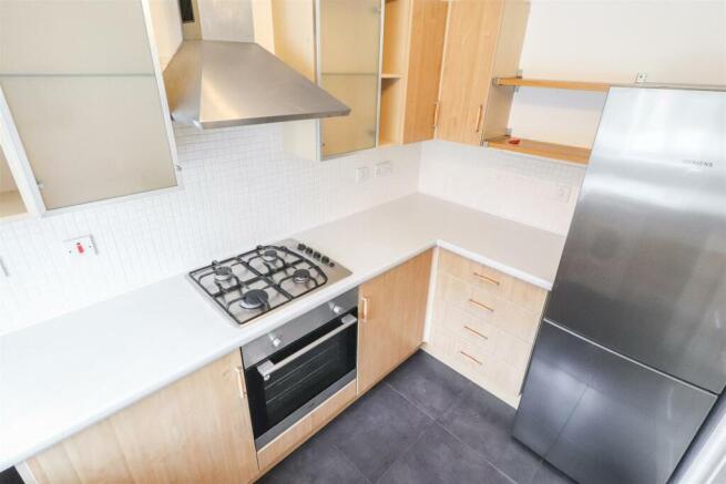 5 Portia Way-2.jpg