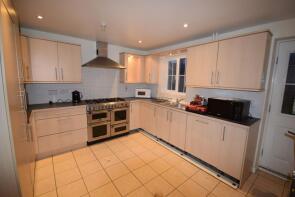 44, Dragon Road, Hatfield AL10 9LX
