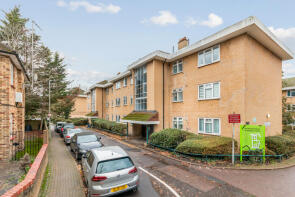 7, Smithwood Close, London SW19 6JL