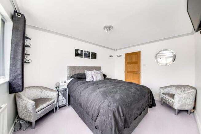 3 bed Detached for sale Image 10