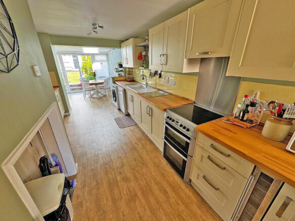 Mansell Road, Shoreham-by-Sea photo 4