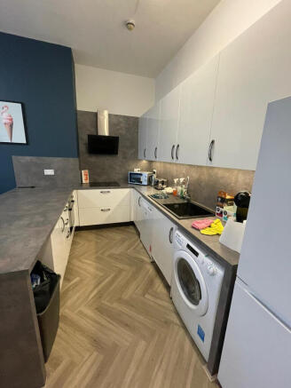 Living / Kitchen Area