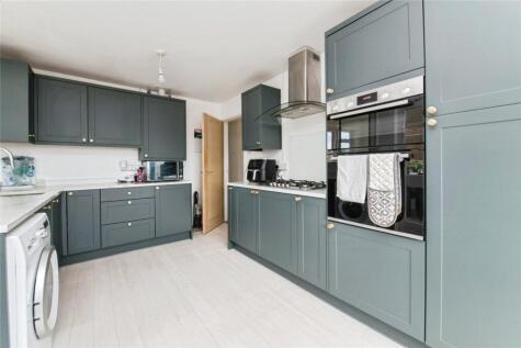 Shackleton Close, Exmouth, Devon, EX8