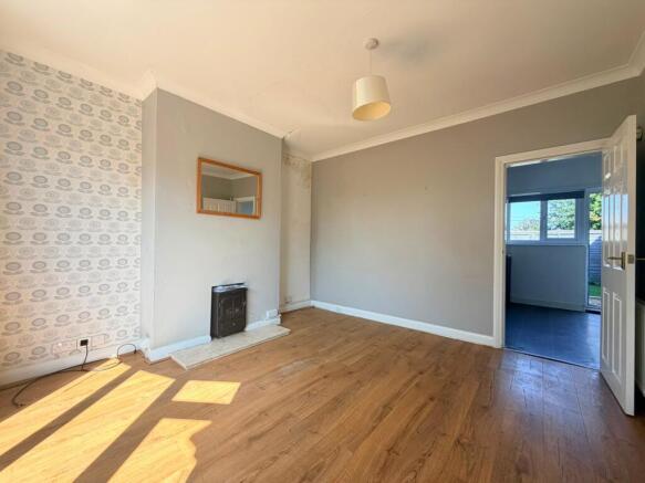 2 bed Semi-Detached for sale Image 9