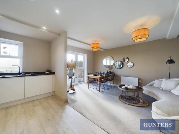 2 bed Apartment for sale Image 4