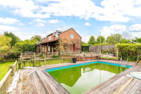 Strongrove Hill, Bath Road, Hungerford, Berkshire, RG17