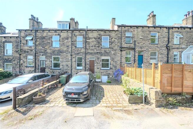 4 bed Terraced for sale Image 8