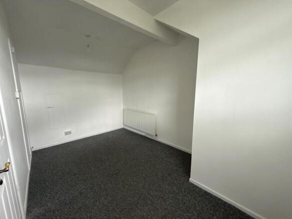 3 bed House to rent Image 9