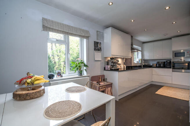 Kitchen dining large