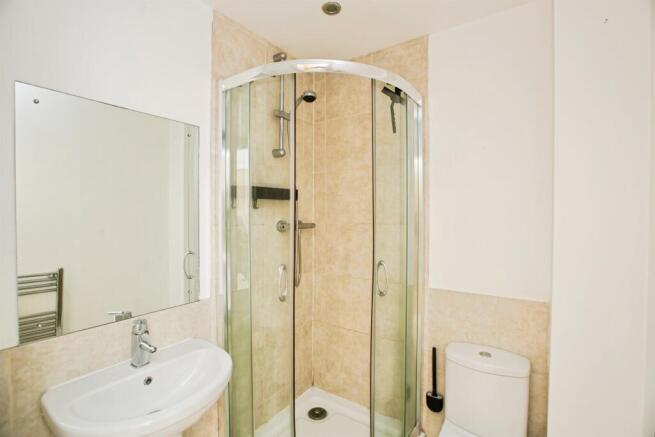 2 bed Apartment for sale Image 8