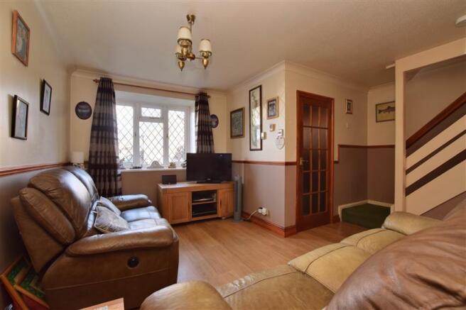 Lounge/Dining Area