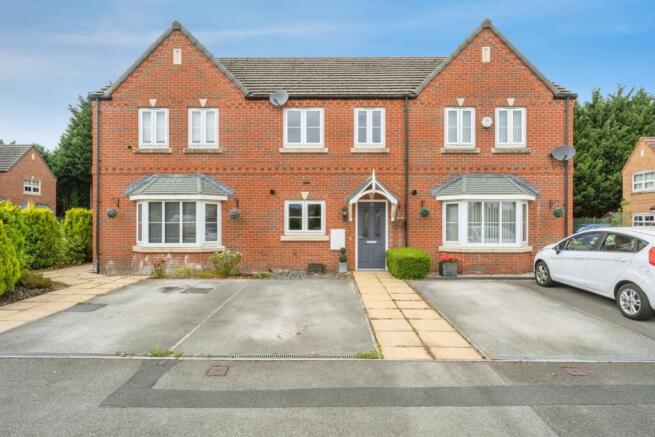 2 bed Terraced for sale in rotherham