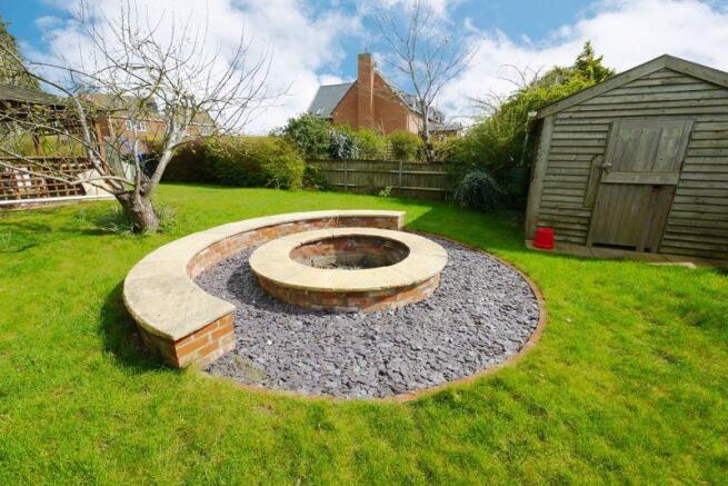 FIRE PIT
