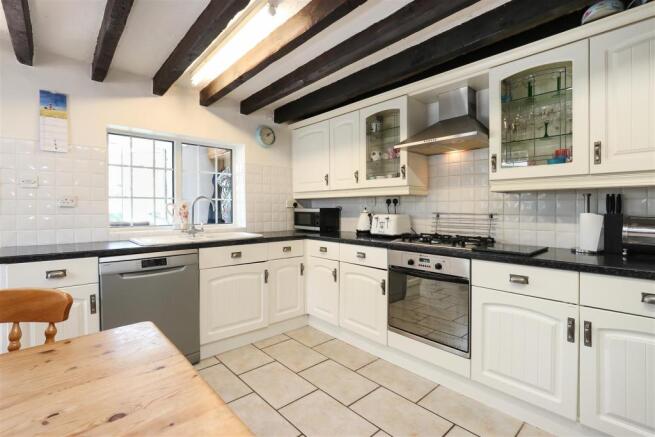 Kitchen.jpg