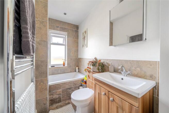 4 bed Terraced for sale Image 10