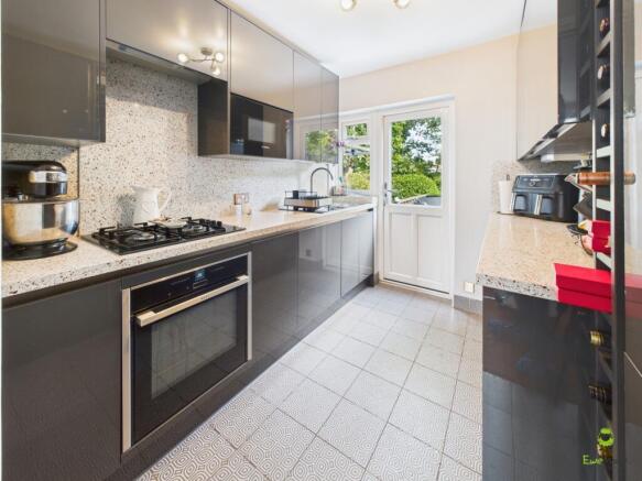 Presented by Clinton at EweMove Bexleyheath and Da