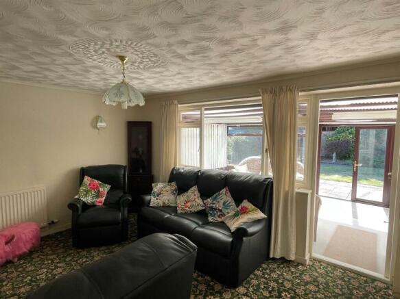 Living Room.jpg