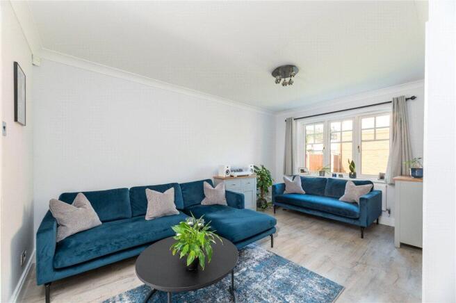 3 bed Semi-Detached for sale Image 4