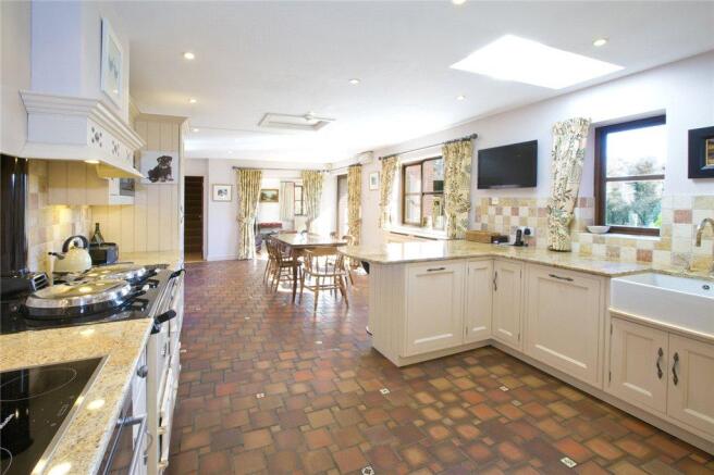 Kitchen/Dining Room