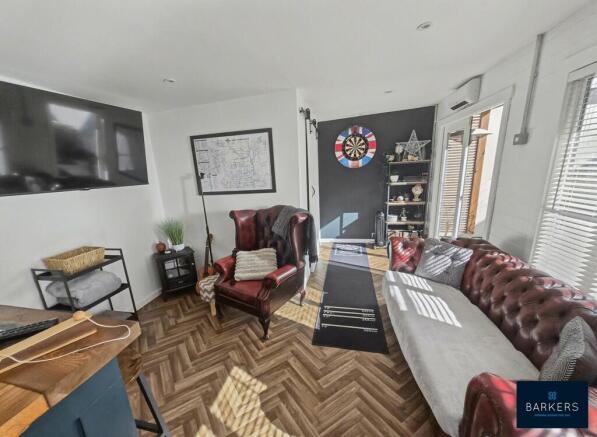 2 bed Semi-Detached for sale Image 12