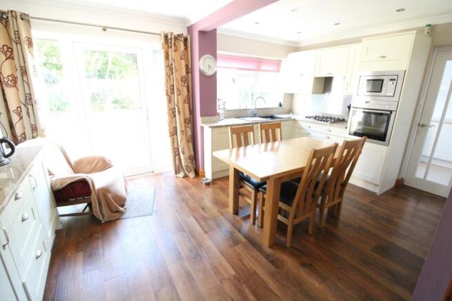 Kitchen/Dining Room