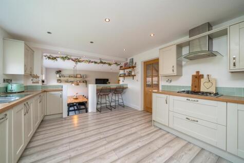 Tibbs Hill Road, ABBOTS LANGLEY