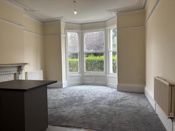 1 bed Flat to rent Image 4