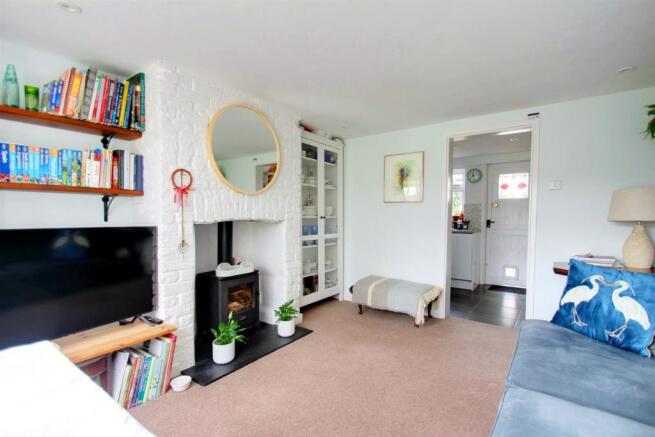 Living Room 1.jpg