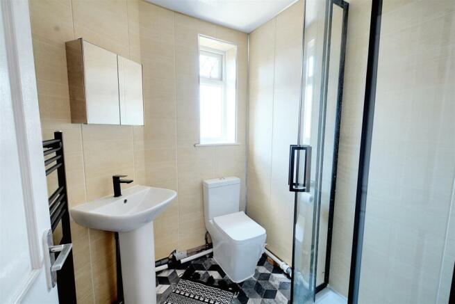 bathroom 2.jpeg