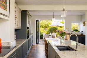 2, Trindles Road, Redhill RH1 4JN