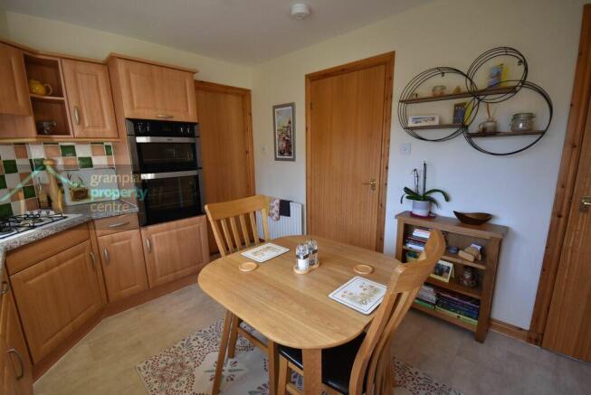 kitchen 3 .JPG