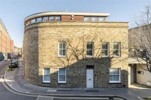 Flat 3, 5a, Green Walk, London SE1 4TU