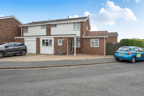 Colne Close, Grove, Wantage, Oxfordshire, OX12