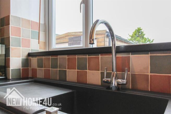 KITCHEN: